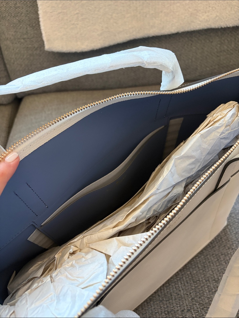 kate spade White Leather Tote with Front Pocket - Picture 4 of 6
